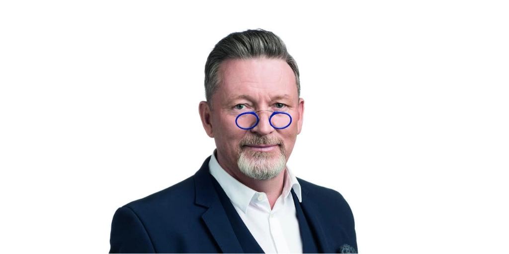 men glasses and face shapes